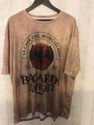 Bacardi Oakheart-t-paita (sama painatus edessä ja selässä)