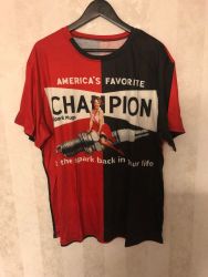Champion-t-paita3 (sama painatus edessä ja selässä)