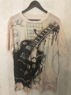Les Paul Model-kitara-t-paita (sama painatus edessä ja selässä)